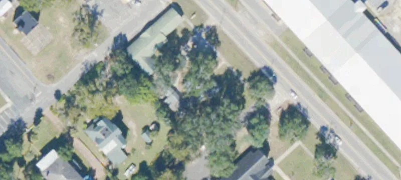 412 Main St