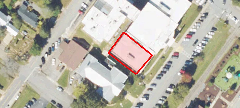400 Main St
