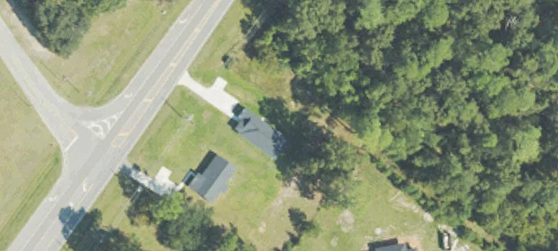 298 Leslie Hwy