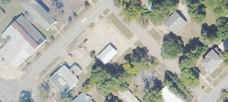 Walnut St