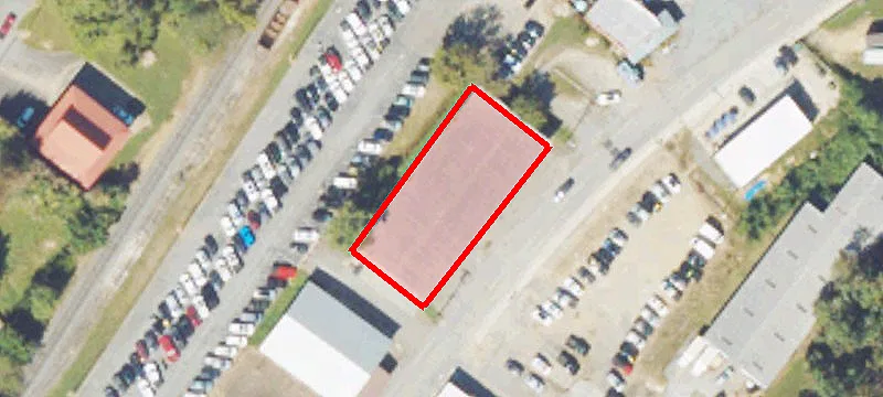 370 Main St
