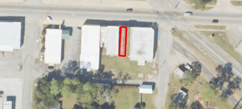 109 Broad Ave