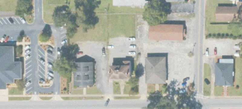 84 Broad St
