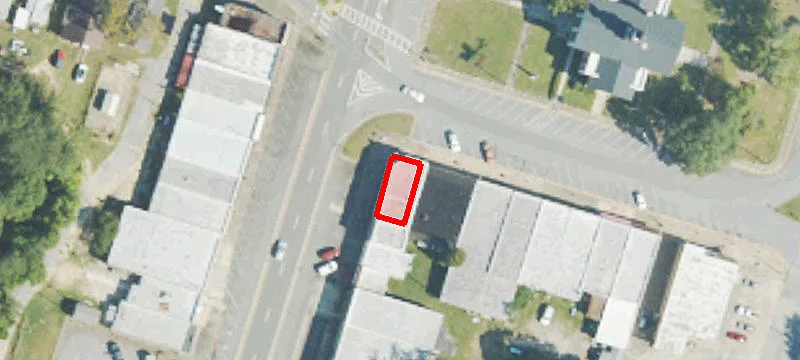 7 Broad St