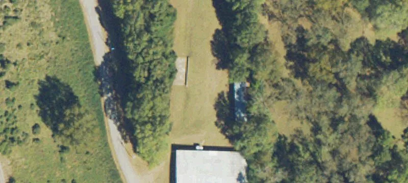 123 Railroad Ave