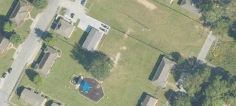 900 Peacock St