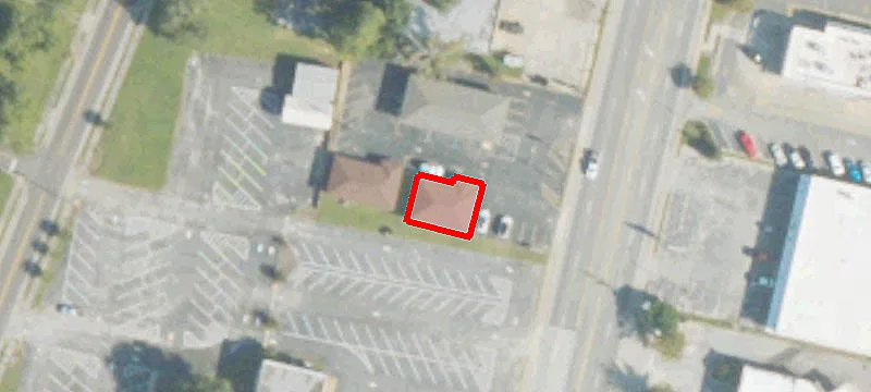 77 Main St