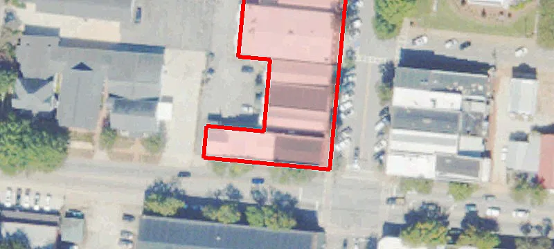 106 Main St