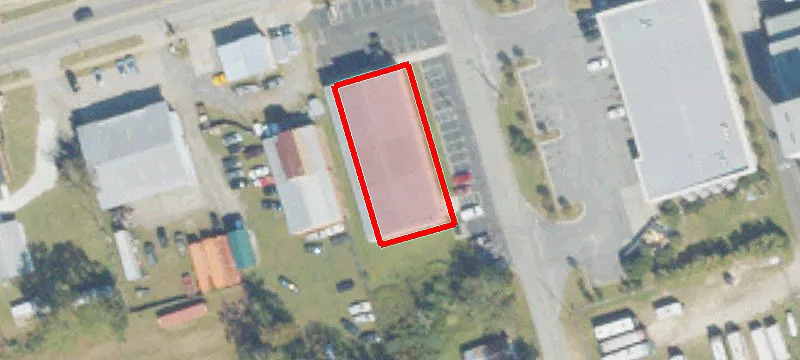 401 Main St