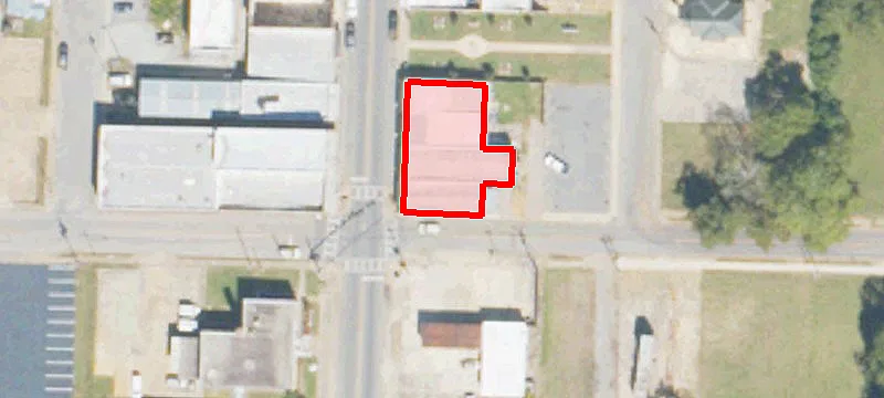 2262 Main St