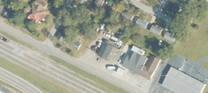 704 Main St