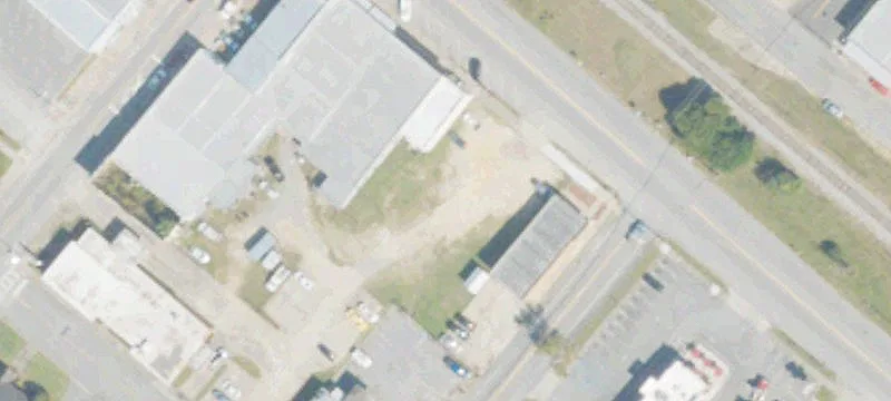4025 Main St