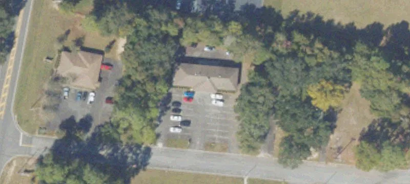 320 Sunset Cir