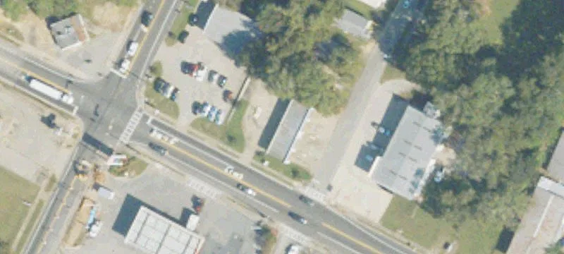 100 Nn E St