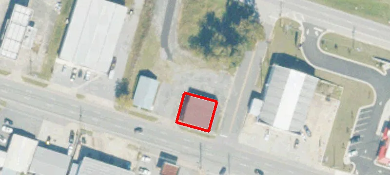 105 Oak St