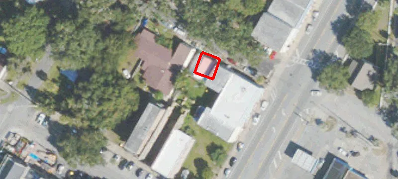 105 1st W St