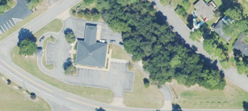 2201 Rosebrier Ave