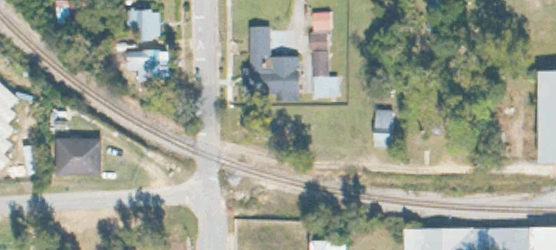 604 Clay St