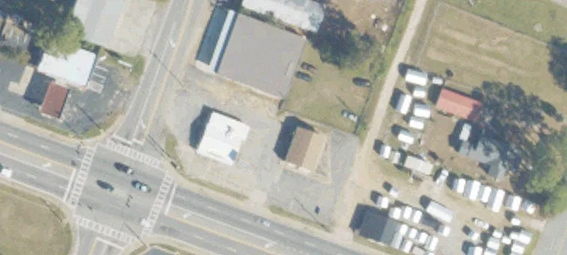 215 7th W St