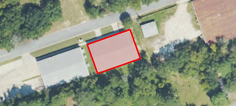 114 Hillsman Ave