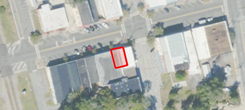 3884 Main St
