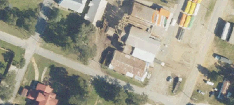 105 Railroad St