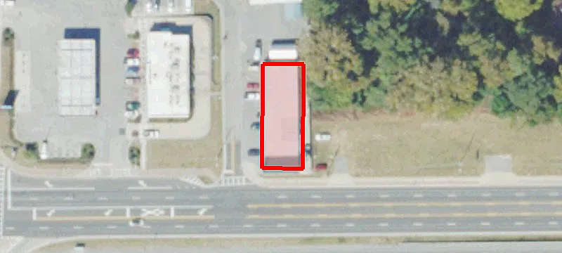 7 Peters St