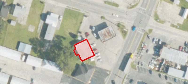 640 Main St