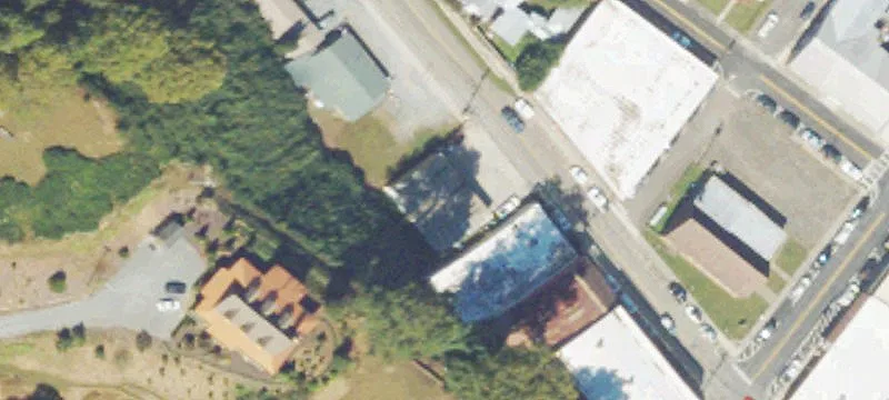 77 10th Ave