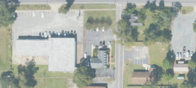 32 Ellis St