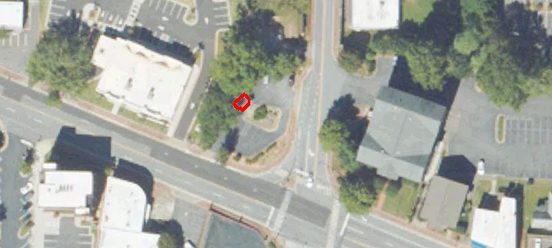 Roswell St