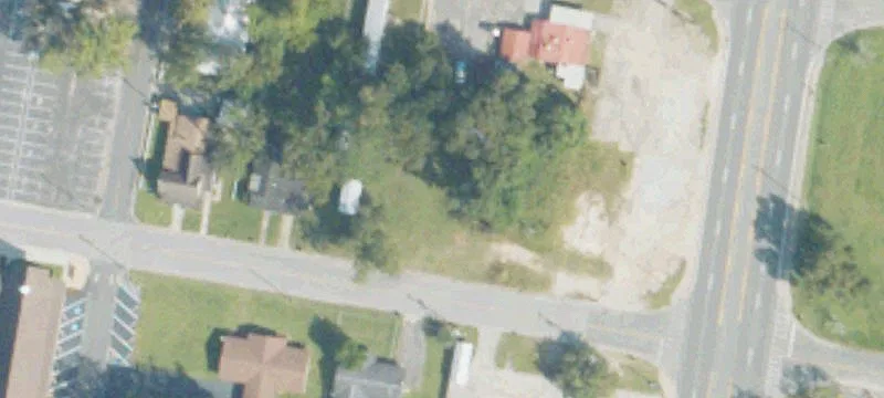 10th St