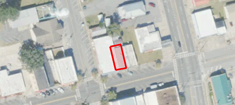 3925 Main St