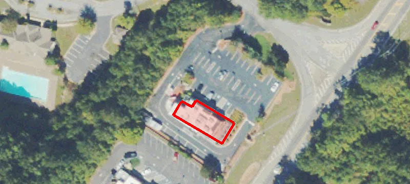 2251 Main St