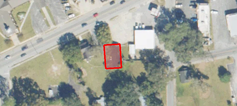 69 Main St