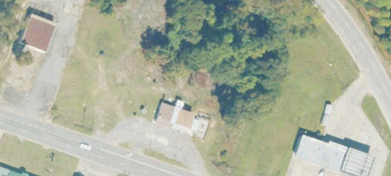 63 Oak St
