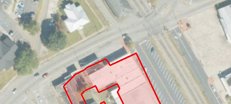106 Main St