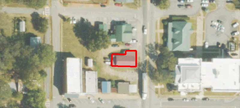 103 College St