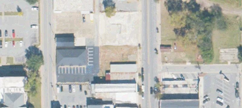 305 Broad St