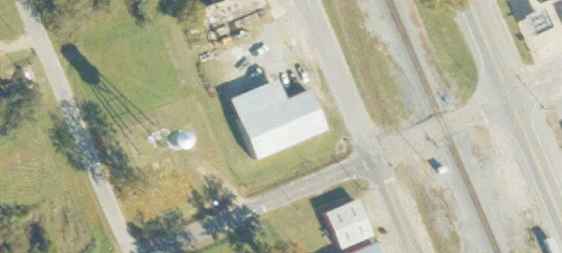 15 Railroad Ave