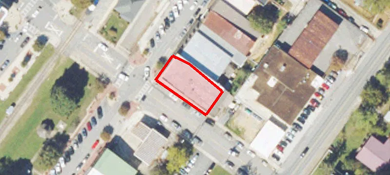 733 Main St