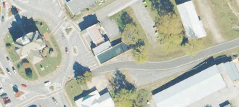 80 Town Sqc