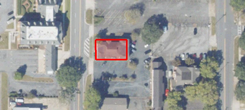 305 Main St