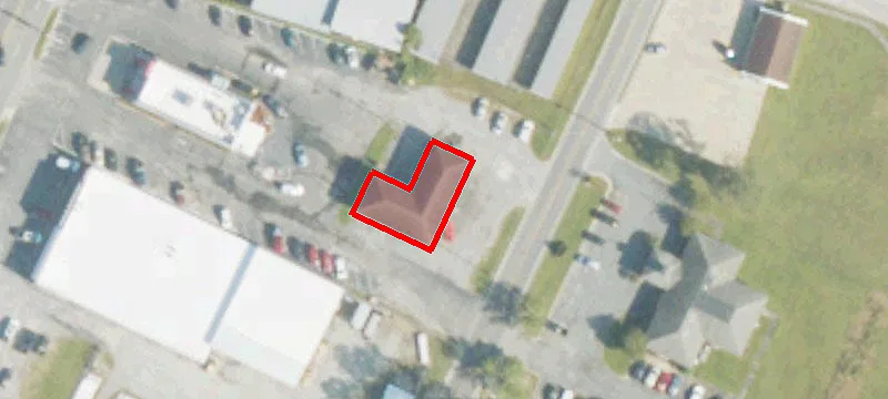 643 Main St