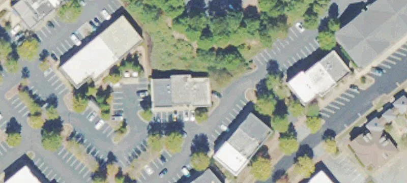 1050 Parkside Cmnse1