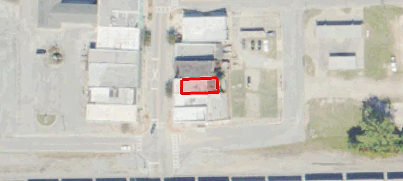 21 Main St