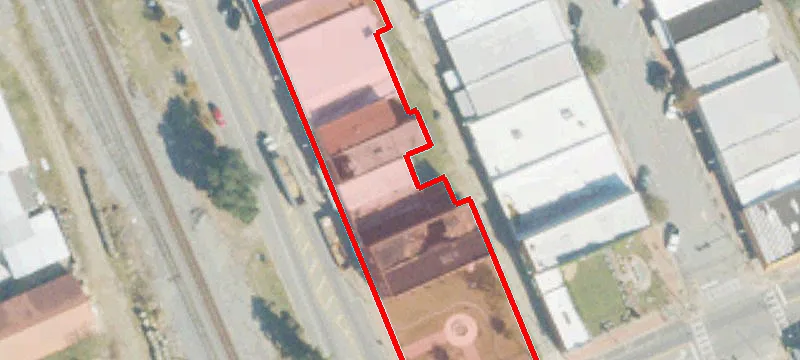 128 Main St