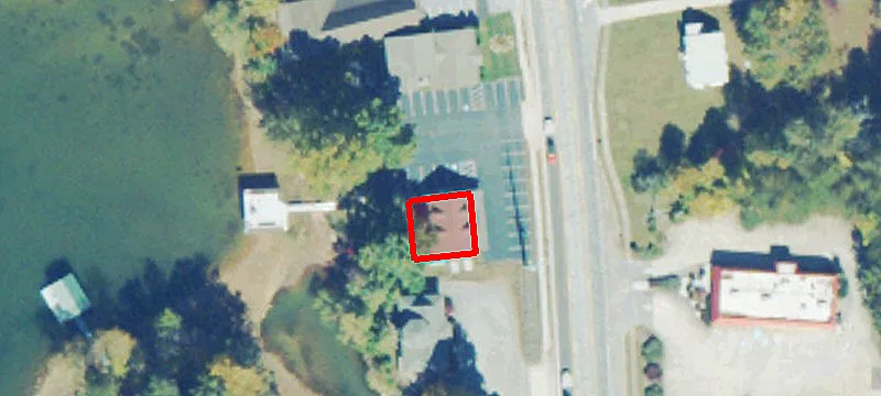 325 Main St