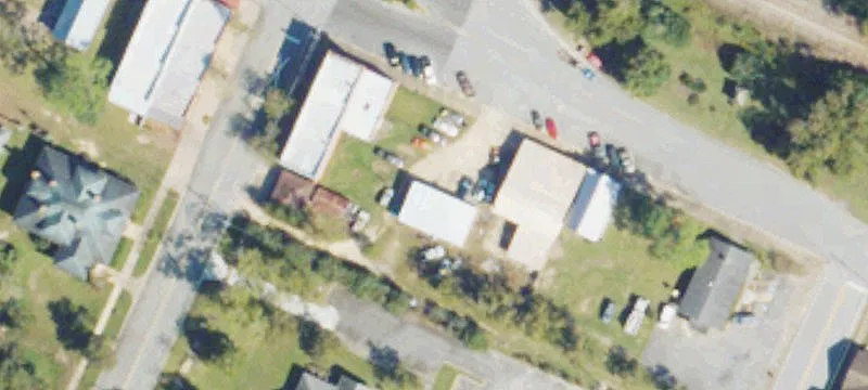 111 Railroad St