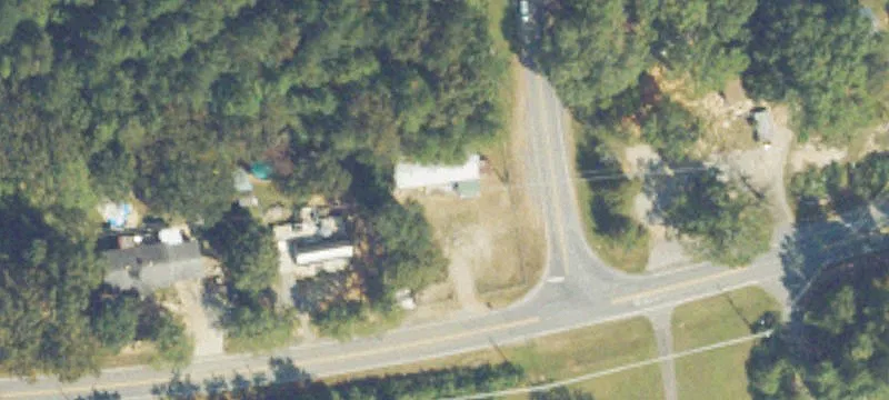 1 Hall Sta Rd